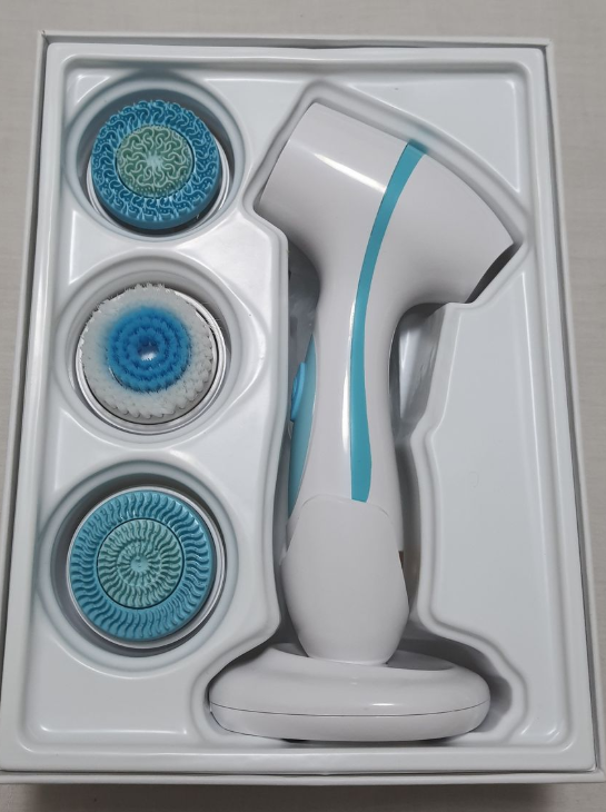 Silicone Facial Cleansing Device - White, Blue