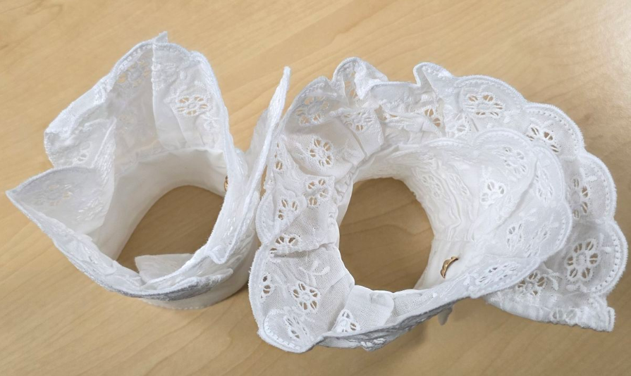 1 Pair Cutout Button Decor False Sleeve Cuffs