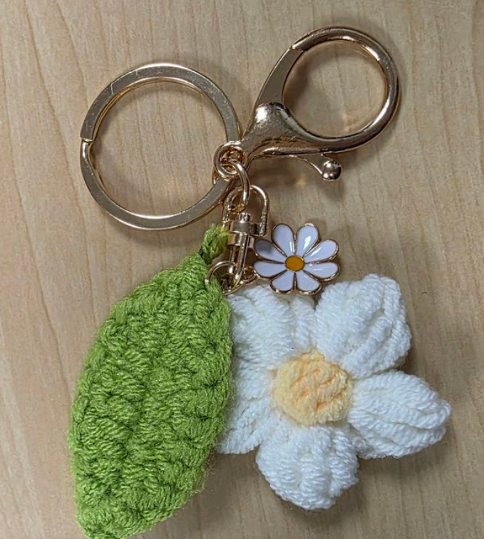 Handmade Crochet Flower Keyring - White, Green